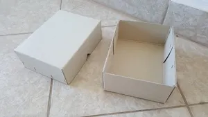0300 Krabice z šedé strojní lepenky 200x54x48